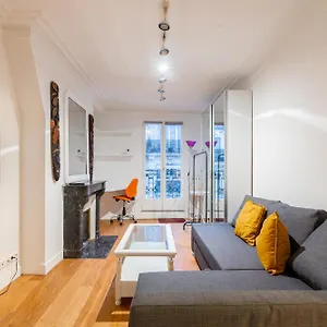 Luxurious 1 Bedroom Tour Eiffel Saint Dominique Free Netflix Apartment