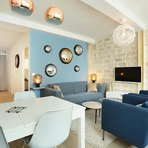 Tour Eiffel By Prestige Apartment